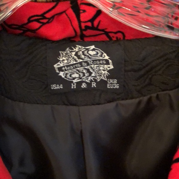 Hearts and Roses jacket - Picture 2 of 13